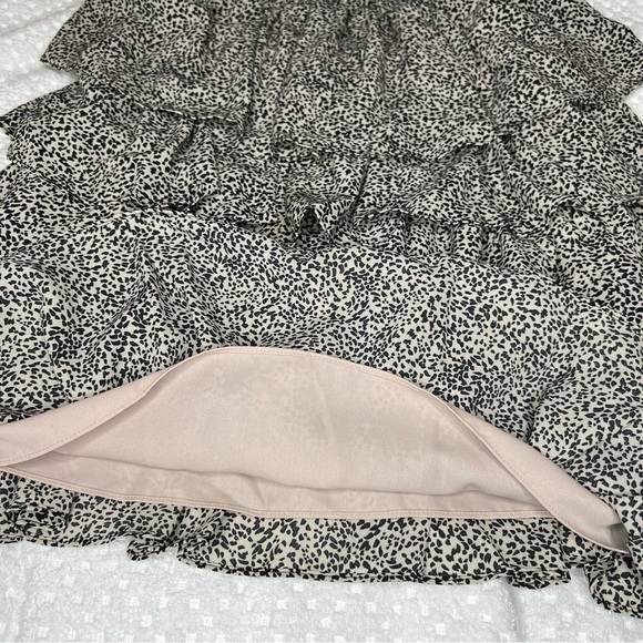 Willow Marbella Tiered Ruffle Mini Dress - Picture 6 of 10